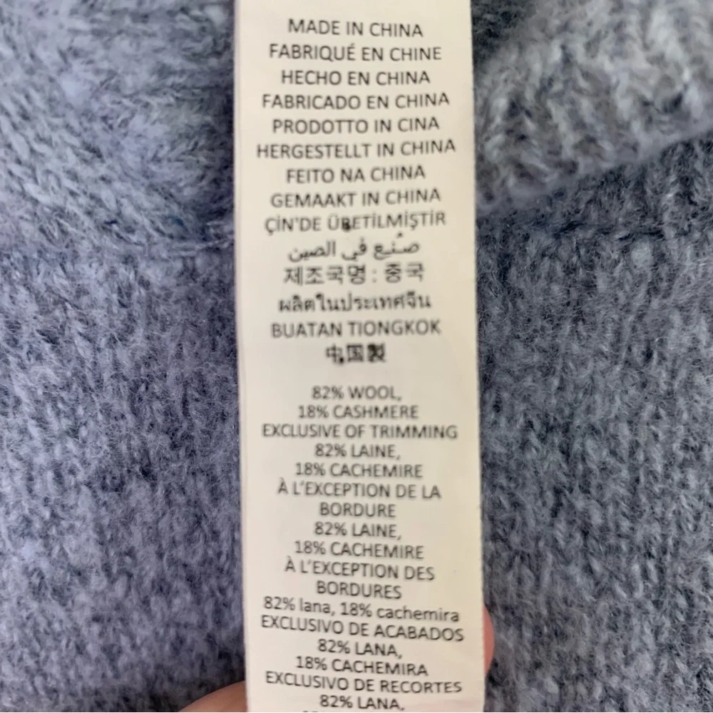 Alo Yoga New Class cashmere hoodie sweatshirt Celestial Blue XS